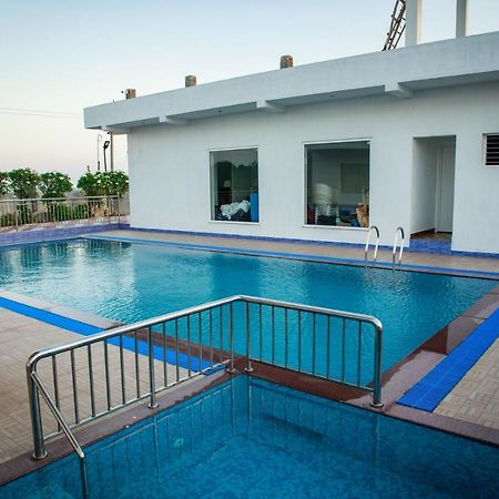 Thai Beach Resort Tiruchchendūr Dış mekan fotoğraf